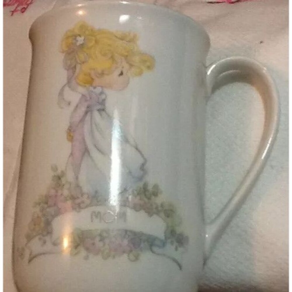 Precious moments Tea And Coffee mug Mom 1989